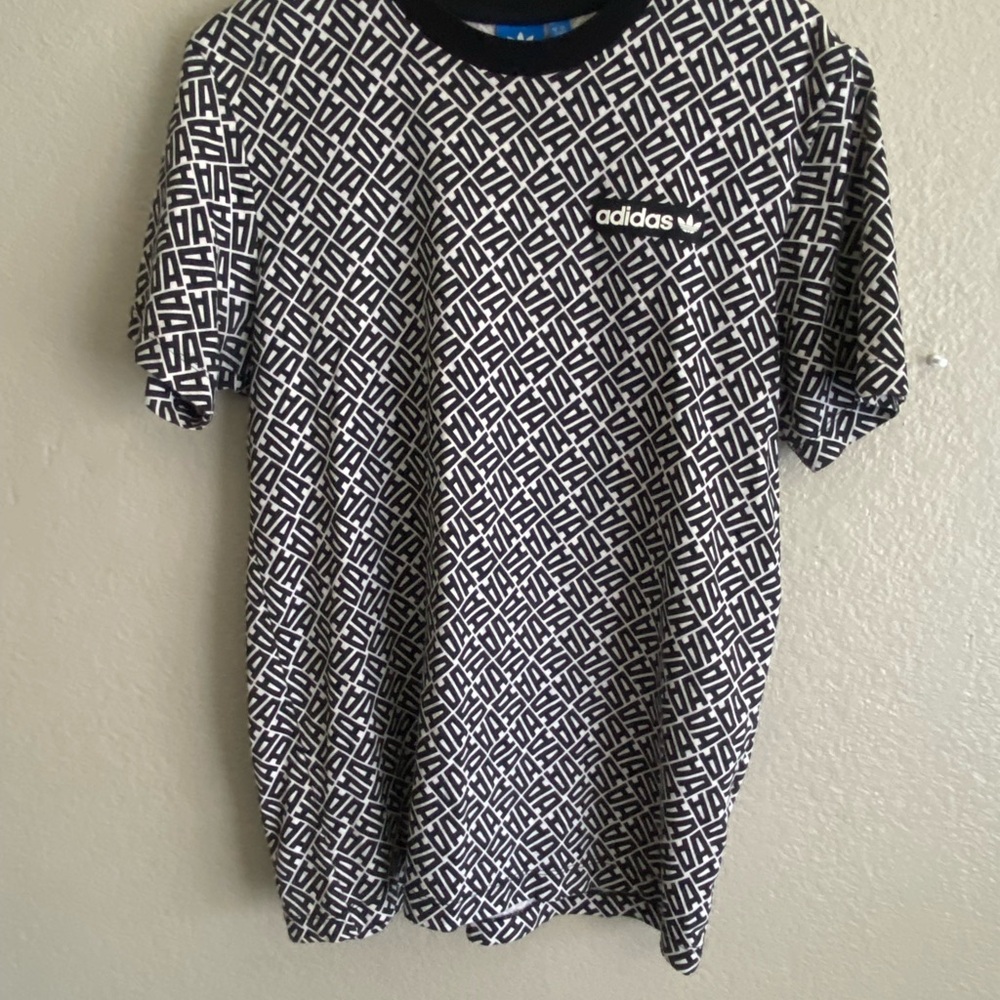 Adidas Black and White Men's Graphic T-Shirt